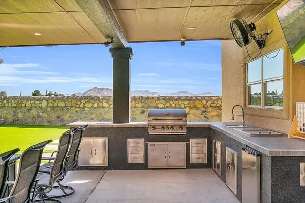 $635,000 | 354 El Camino Drive, El Paso, TX 79912