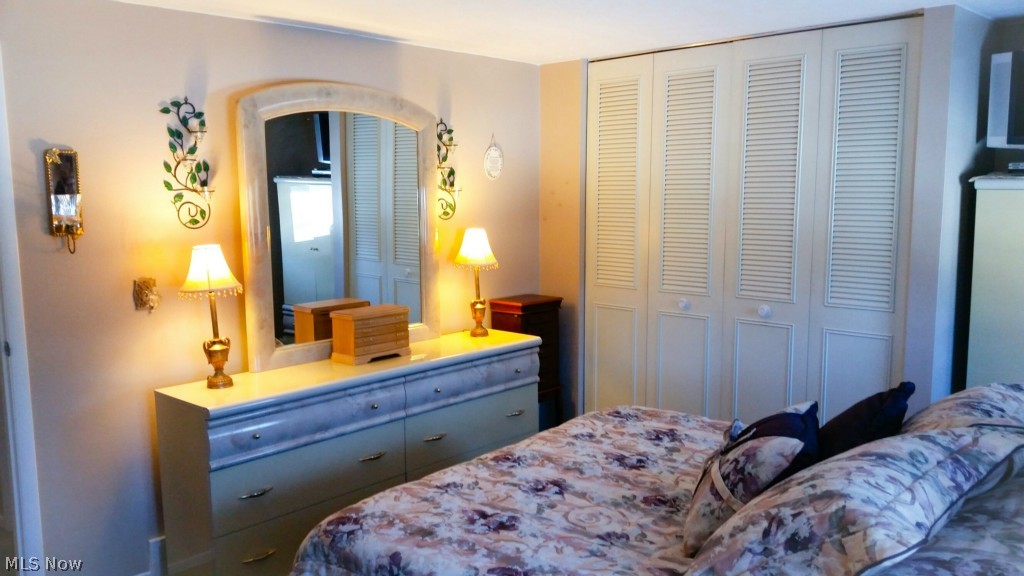 4245 Hile Road Stow, OH 44224 - Photo 14 of 25 Another view of master bedroom with closets shown