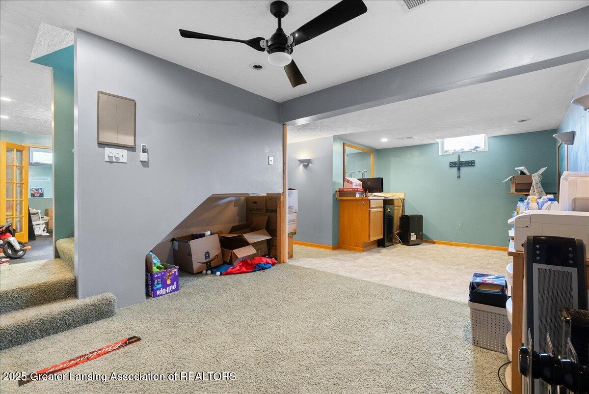 816 Creyts Road Dimondale, MI 48821 - Photo 30 of 49 33-Media Jett - 27