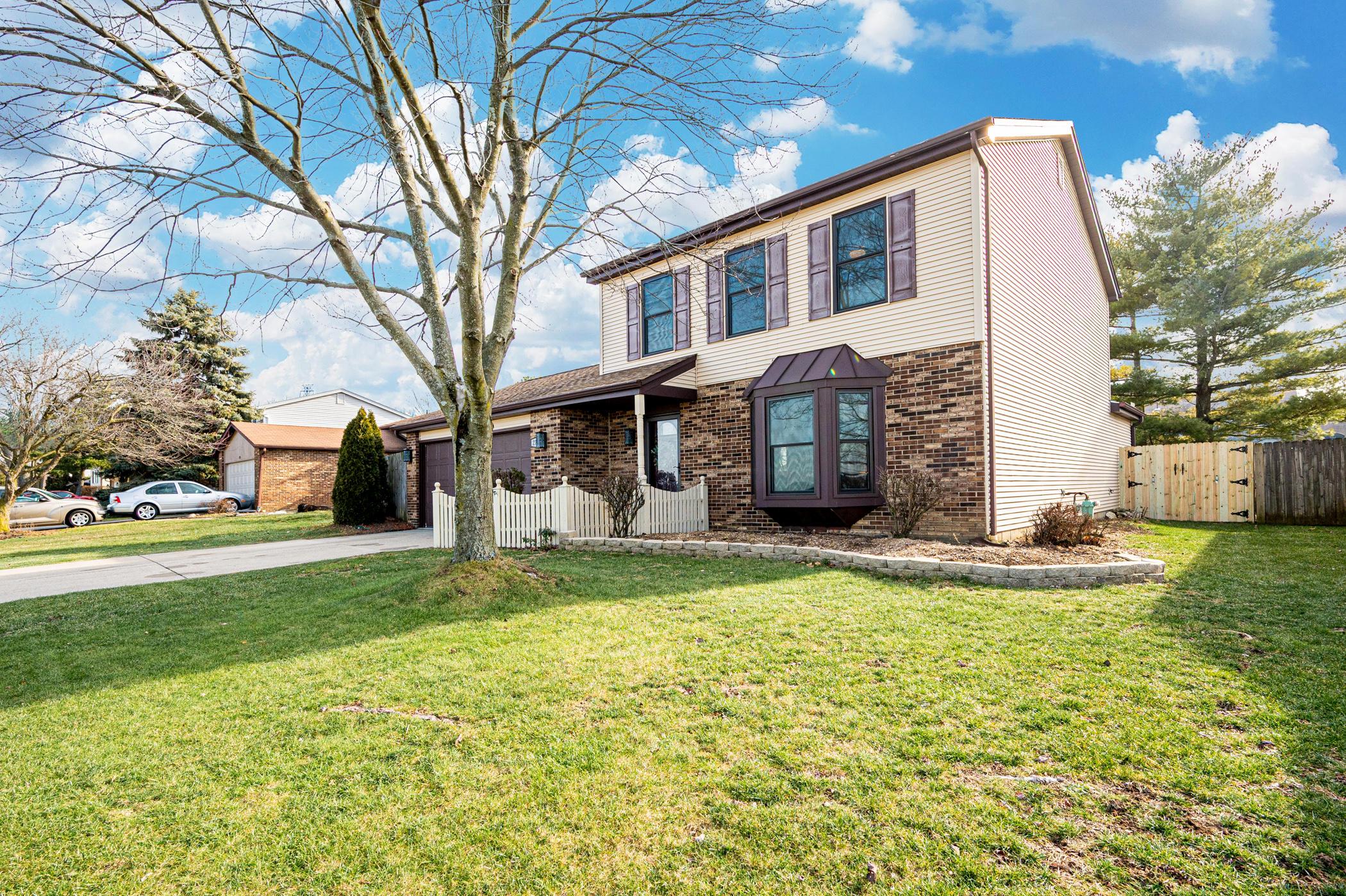 2711 West Case Road Columbus, OH 43235 - Photo 1 of 42 Gallery Image 1