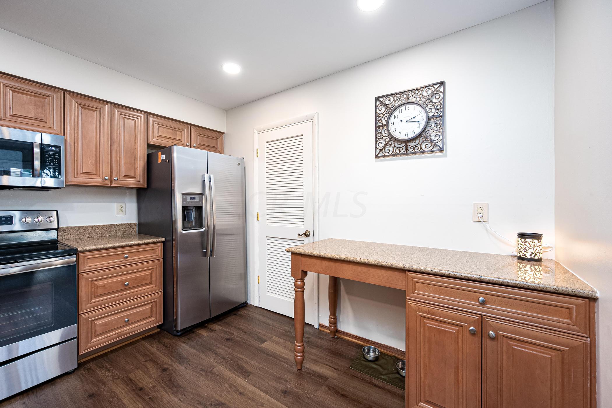 2711 West Case Road Columbus, OH 43235 - Photo 16 of 42 Gallery Image 16