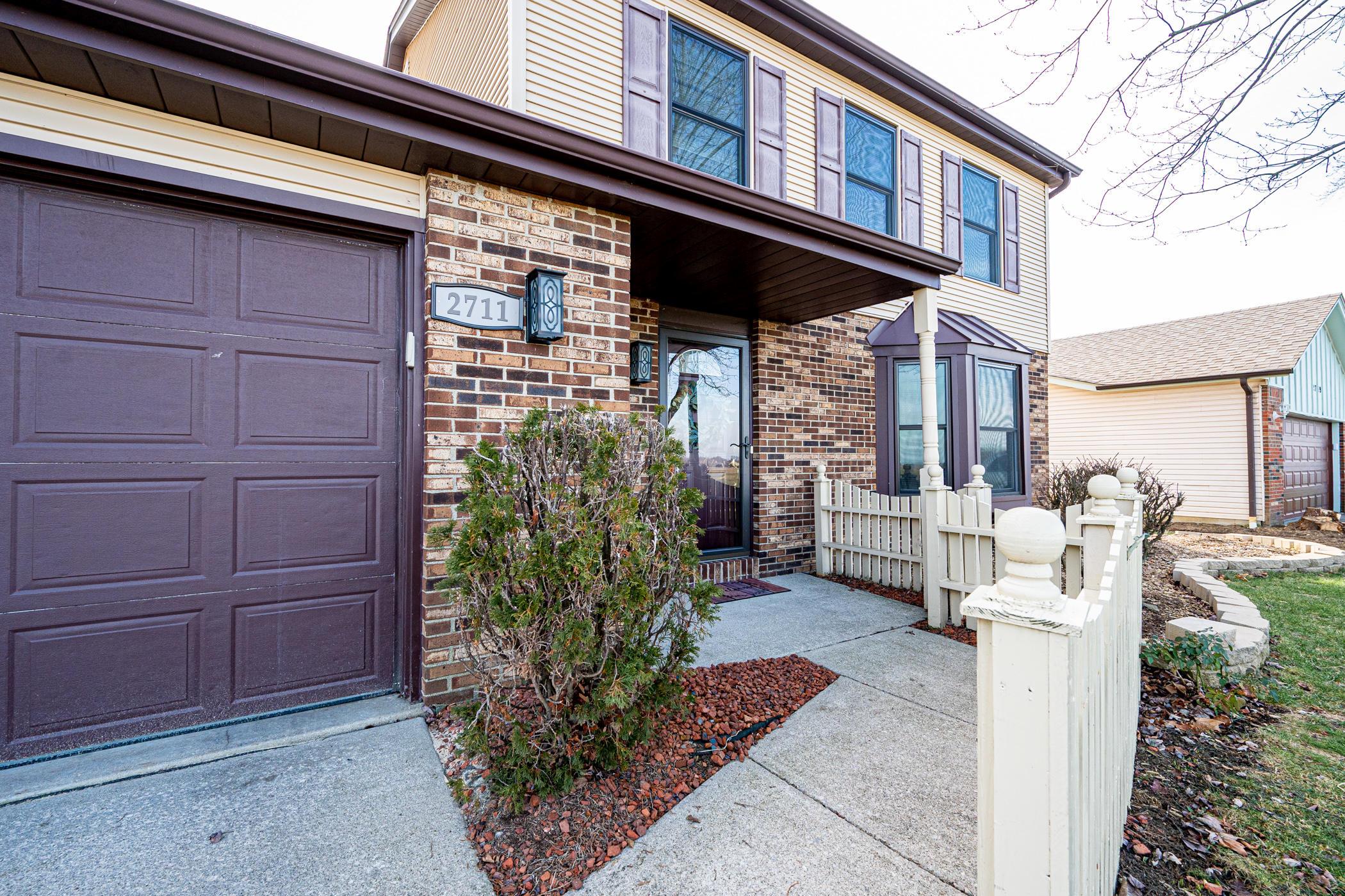 2711 West Case Road Columbus, OH 43235 - Photo 7 of 42 Gallery Image 7