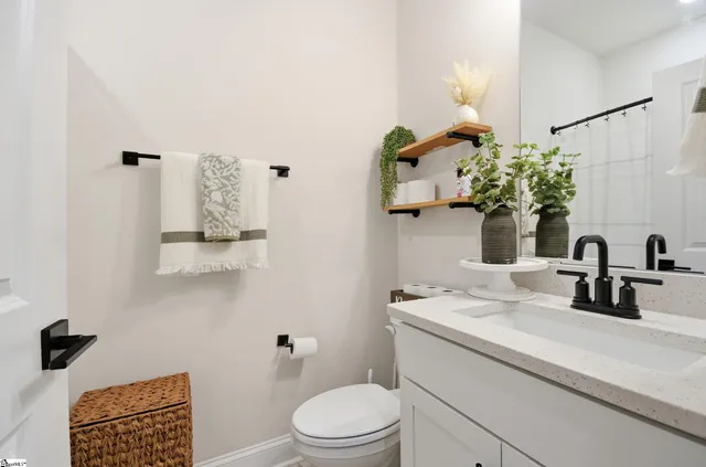 $409,000 | 4076 Moffre Drive, Boiling Springs, SC 29316