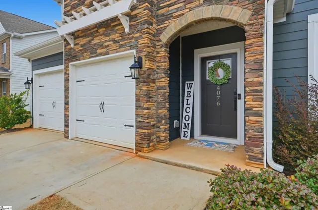 $409,000 | 4076 Moffre Drive, Boiling Springs, SC 29316