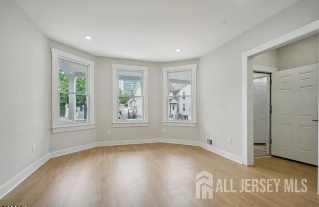 a view of empty room with window