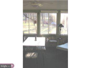 984 Cadmus Road Pottstown, PA 19465 - Photo 5 of 6
