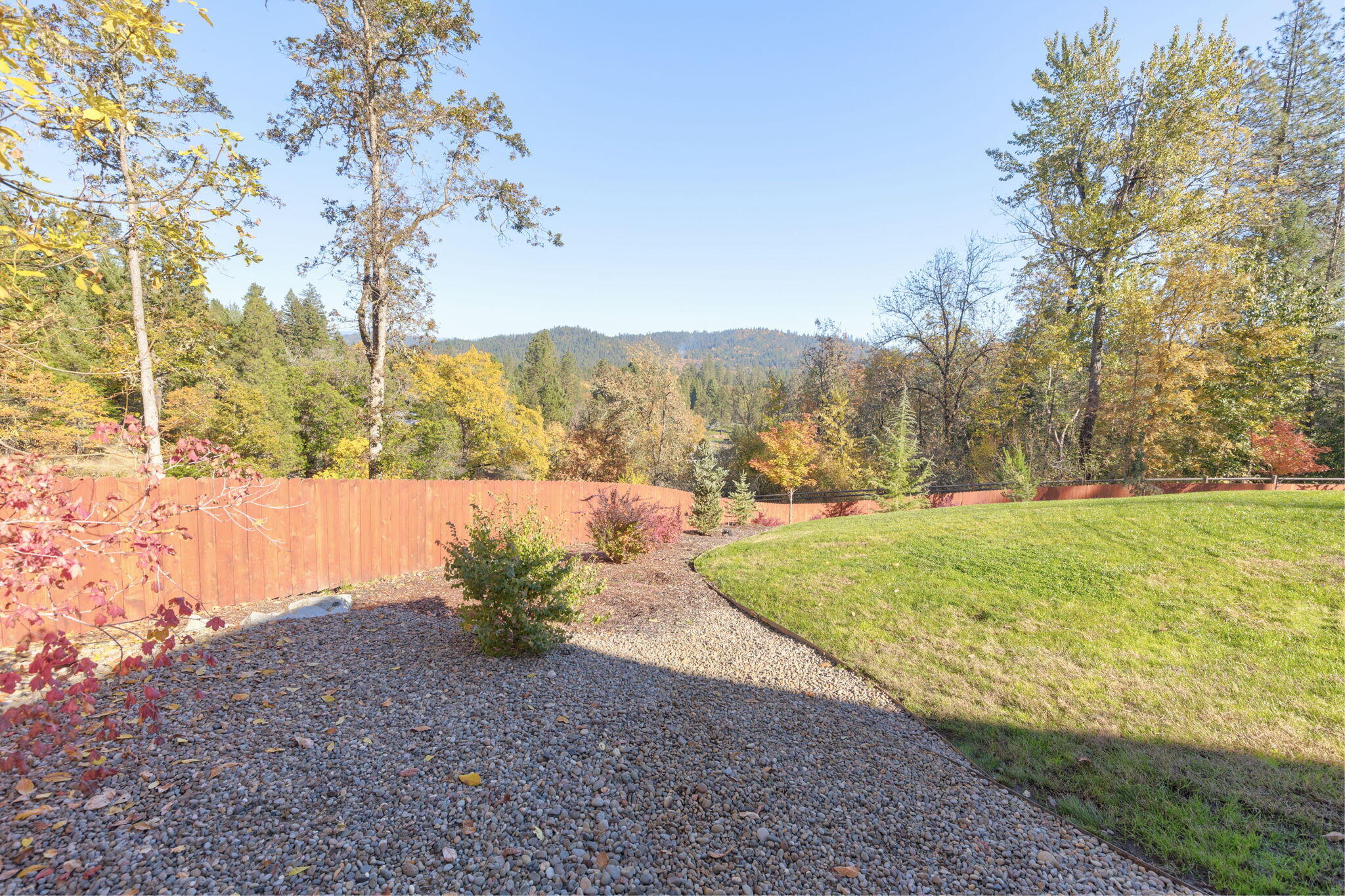 286 Rockinghorse Drive Grants Pass, OR 97527 - Photo 32 of 54 11-web-or-mls-286-rockinghorse-dr