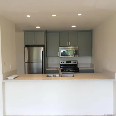 $1,950 | 5714 Baltimore Drive, Unit 501, La Mesa, CA 91942