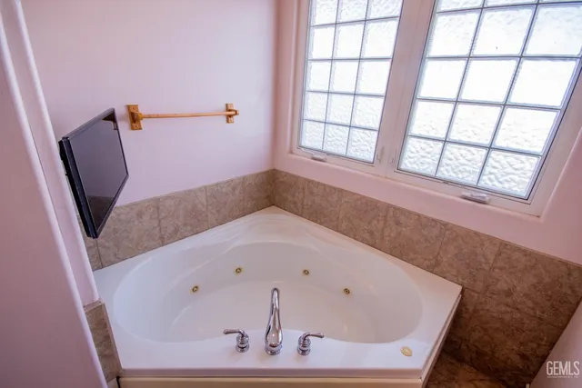 $470,000 | Undisclosed Address, Bakersfield, CA 93311