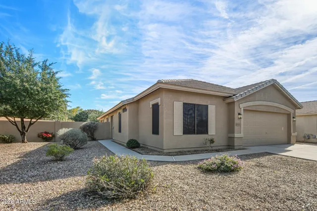 $540,000 | 4021 South Dewdrop Court, Gilbert, AZ 85297