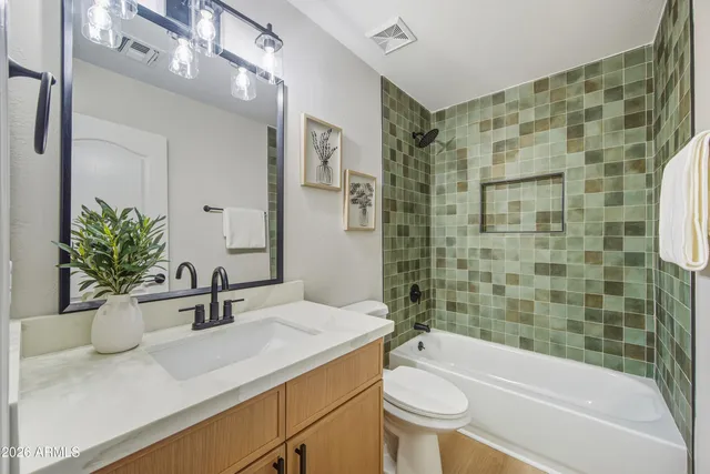 $540,000 | 4021 South Dewdrop Court, Gilbert, AZ 85297