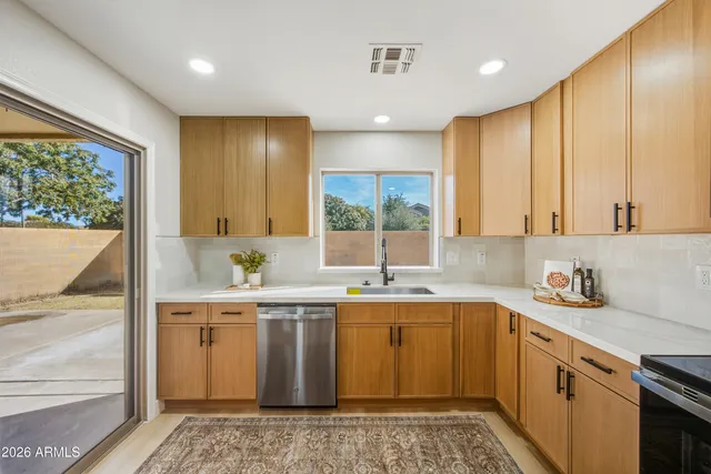 $540,000 | 4021 South Dewdrop Court, Gilbert, AZ 85297