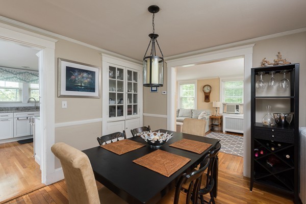 20 Simmons Road Hingham, MA 02043 - Photo 5 of 16 Gallery Image 5