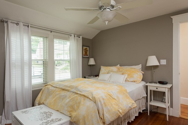 20 Simmons Road Hingham, MA 02043 - Photo 10 of 16 Gallery Image 10