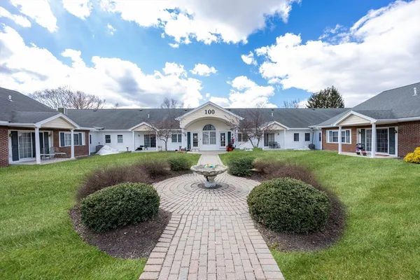 $314,900 | 100 Lawrence Street, Unit 18, Haverhill, MA 01830