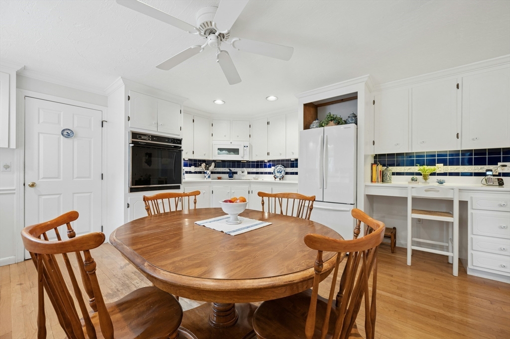 8 Viking Rock Road Yarmouth, MA 02664 - Photo 9 of 40