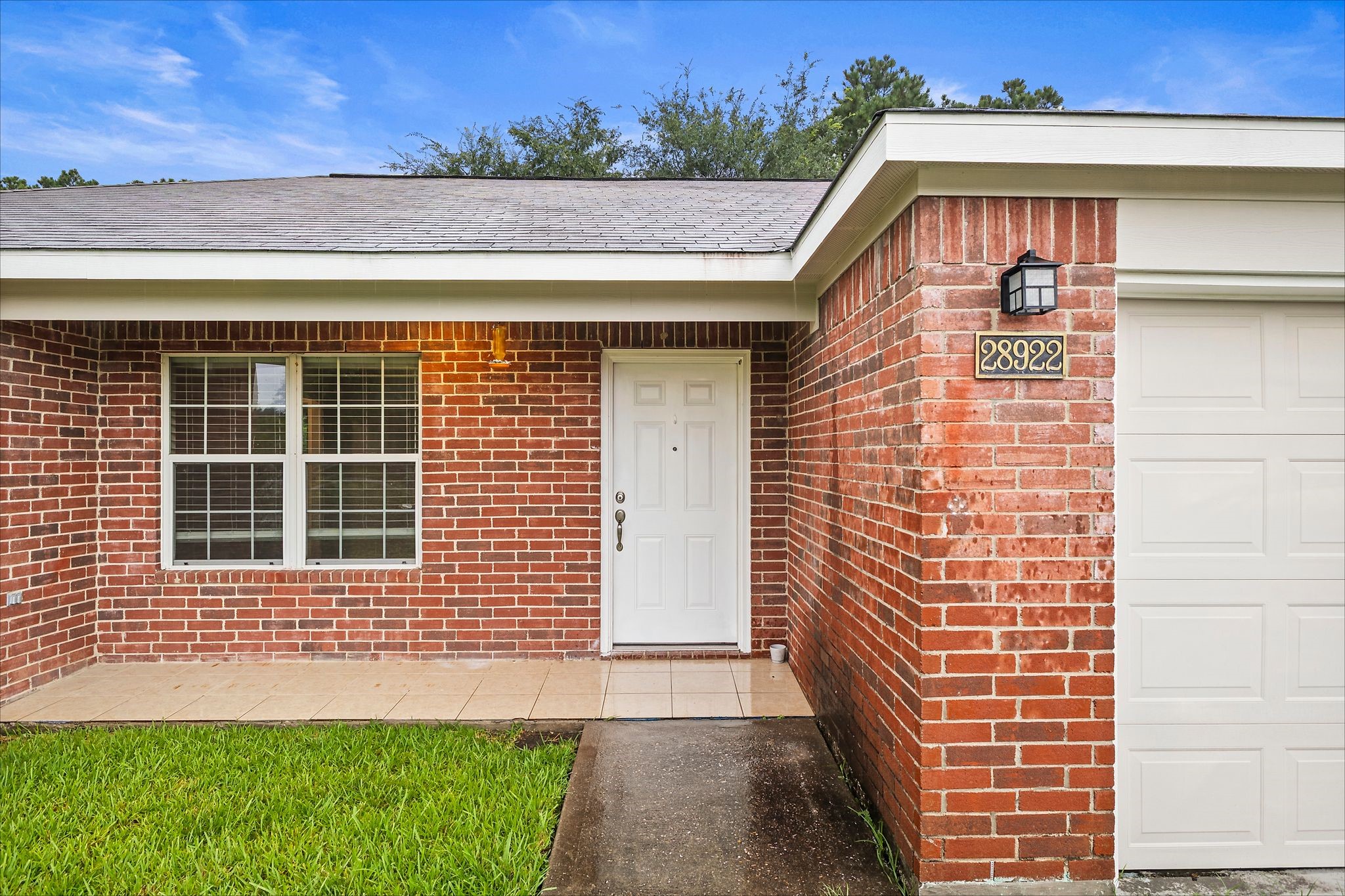 28922 Red River Loop Spring, TX 77386 - Photo 3 of 23 Gallery Image 3