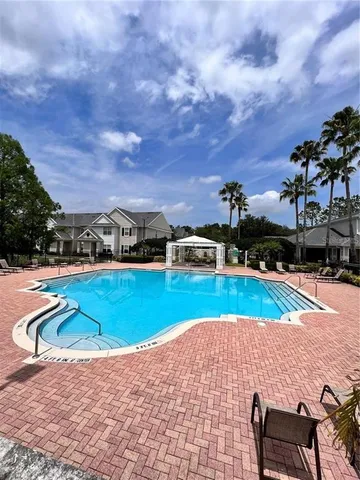 $1,645 | 304 Southern Pecan Circle, Unit 203, Winter Garden, FL 34787