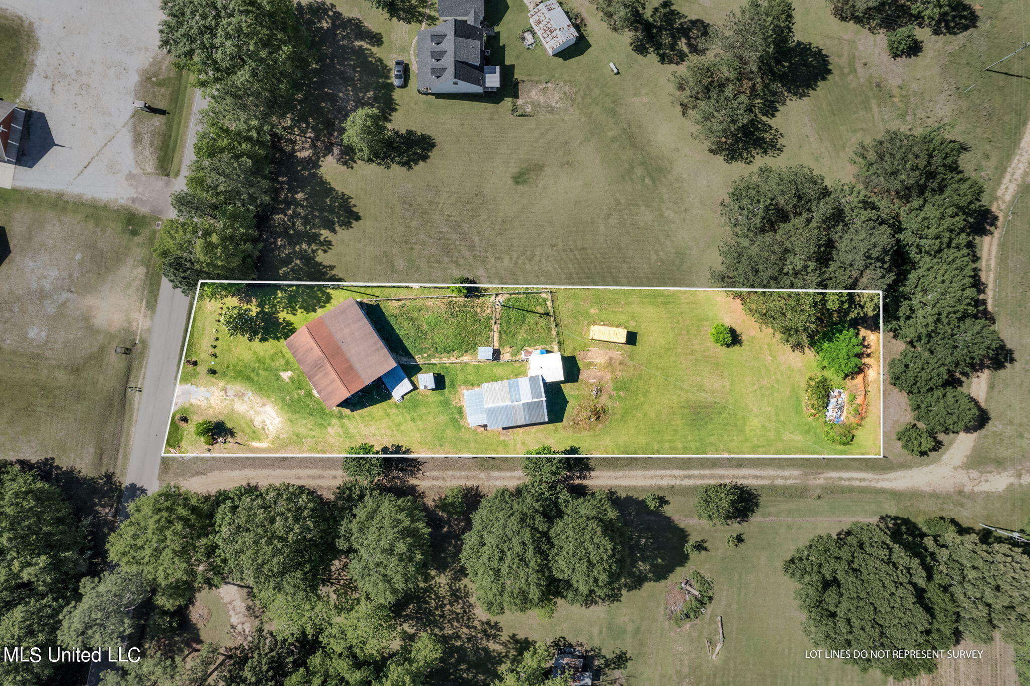 153 Hickory Grove Church Road Sumrall, MS 39482 - Photo 6 of 35 IMG_1013