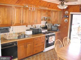 2836 Willits Road Philadelphia, PA 19136 - Photo 3 of 6 Gallery Image 3