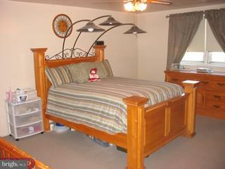2836 Willits Road Philadelphia, PA 19136 - Photo 4 of 6 Gallery Image 4