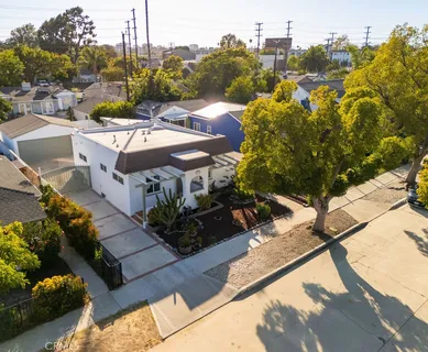 $1,199,000 | 915 North Valley Street, Burbank, CA 91505