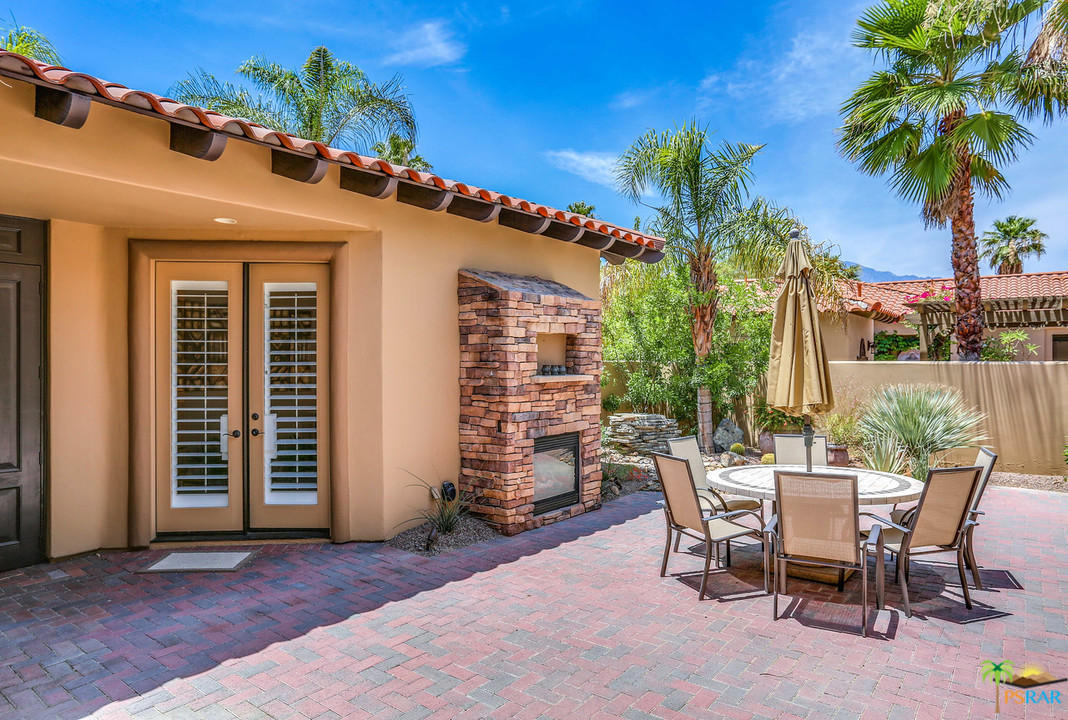 249 Loch Lomond Road Rancho Mirage, CA 92270 - Photo 6 of 48 View of Casita looking towards Patio