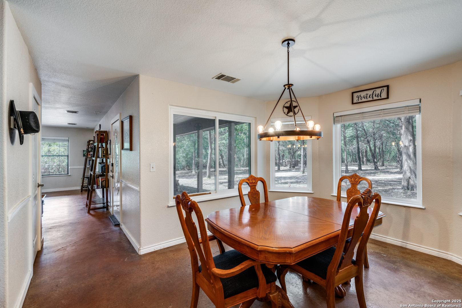 113 Pr 2013 Dale, TX 78616 - Photo 11 of 31 a dining room with furniture window and outside view