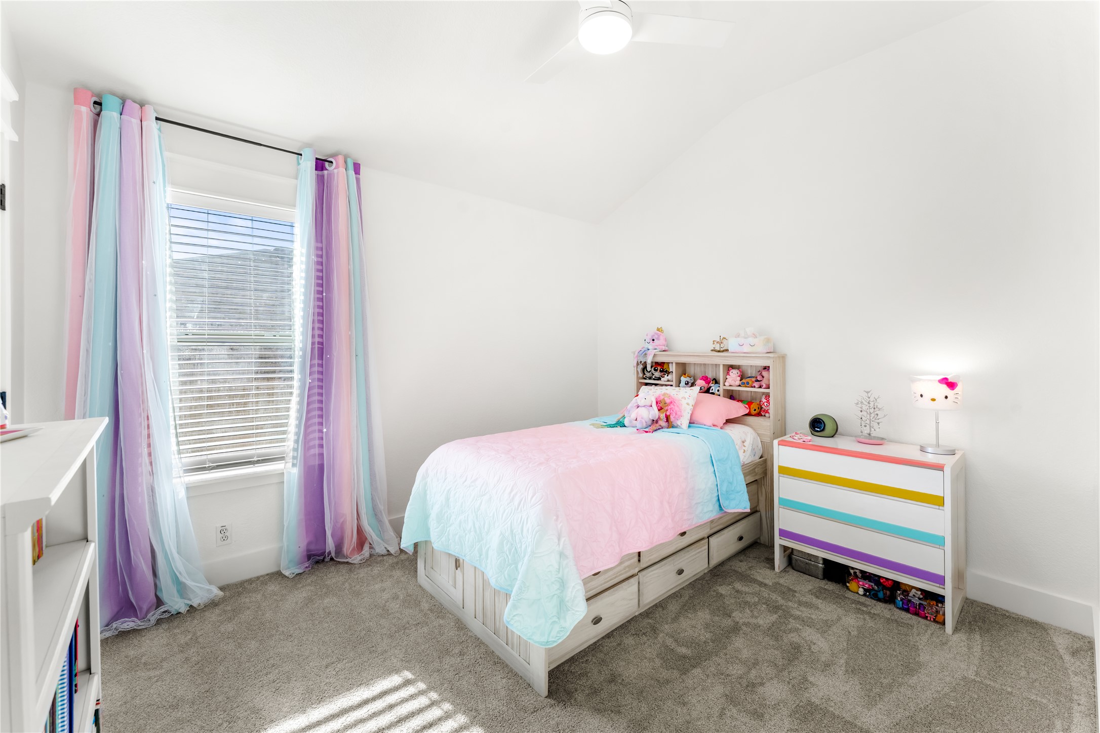 9205 Magna Carta Loop Austin, TX 78754 - Photo 9 of 30 Gallery Image 9