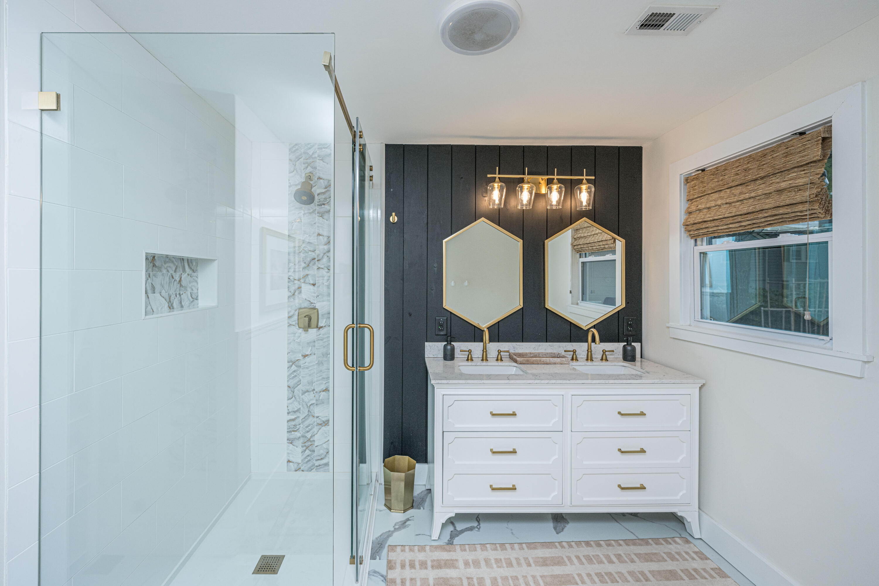 316 6th Avenue Mount Pleasant, SC 29464 - Photo 18 of 34 316_6thAvenue036