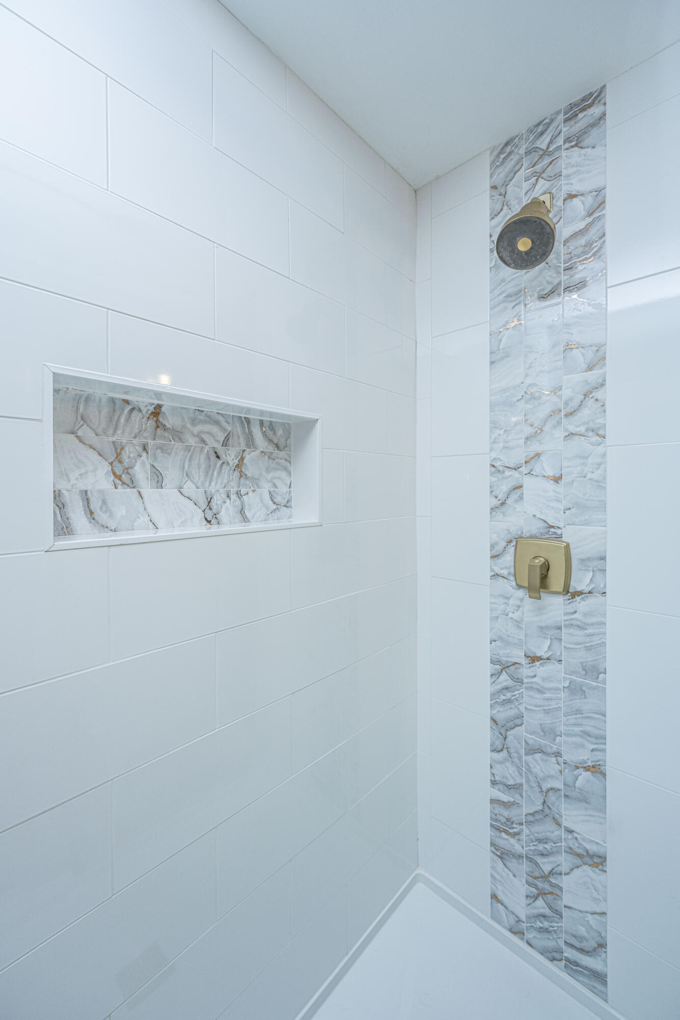 316 6th Avenue Mount Pleasant, SC 29464 - Photo 20 of 34 316_6thAvenue037