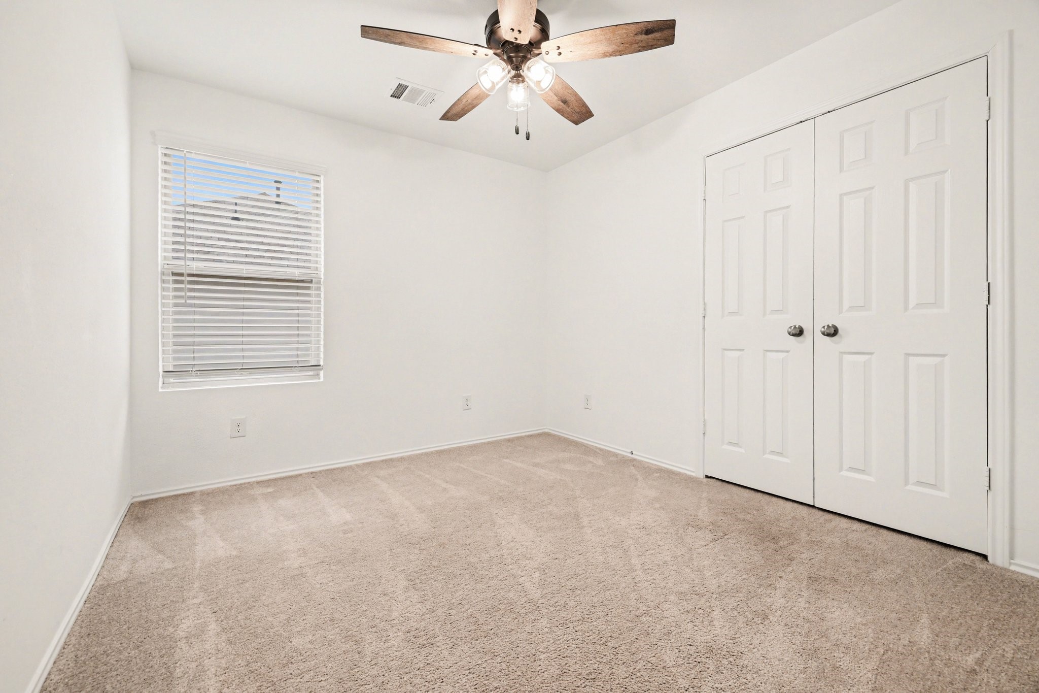 5929 Rimini Landing Lane Porter, TX 77365 - Photo 27 of 34 Bedroom 3
