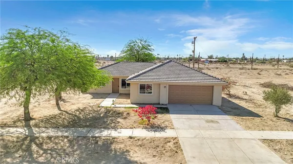 $2,000 | 1341 Beach Club Drive, Thermal, CA 92274