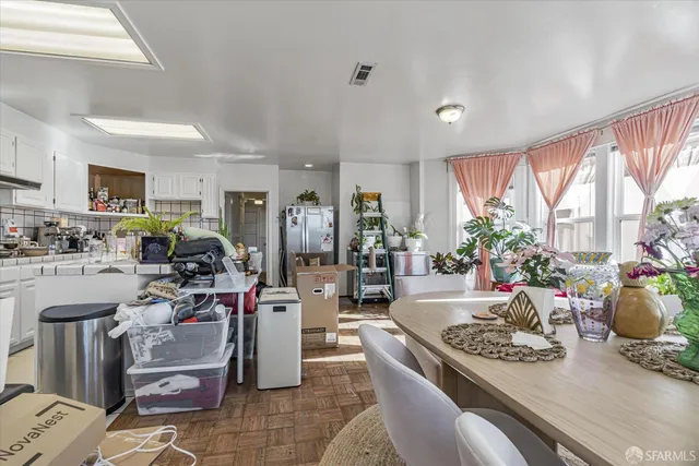 $1,500,000 | 1733-1735 Leavenworth Street, San Francisco, CA 94109