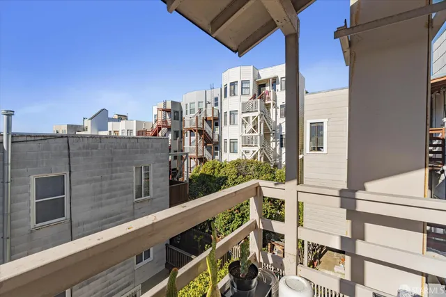 $1,500,000 | 1733-1735 Leavenworth Street, San Francisco, CA 94109