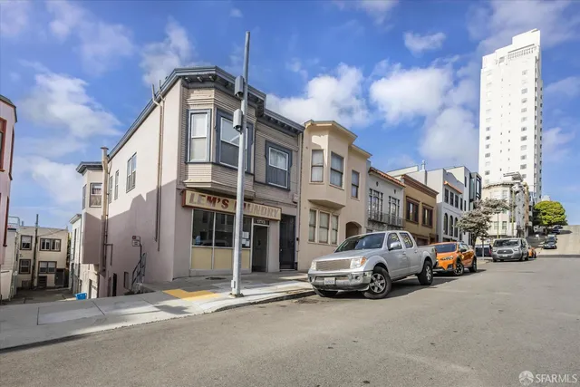 $1,500,000 | 1733-1735 Leavenworth Street, San Francisco, CA 94109