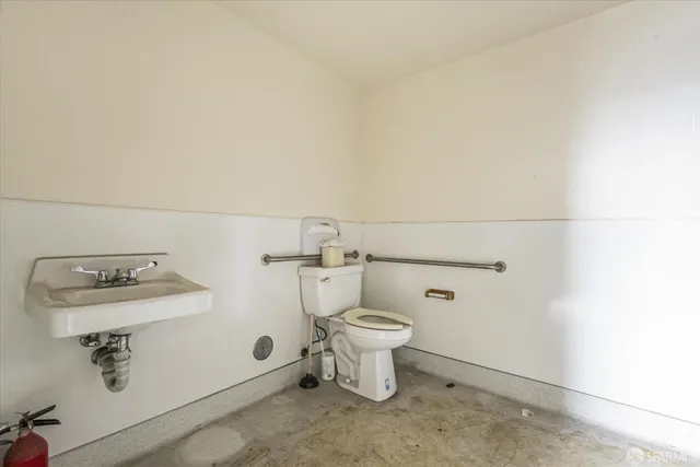 $1,500,000 | 1733-1735 Leavenworth Street, San Francisco, CA 94109