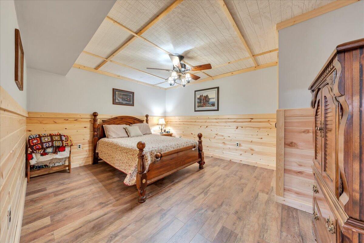 5526 Altice Road Moneta, VA 24121 - Photo 48 of 86 Basement Bedroom