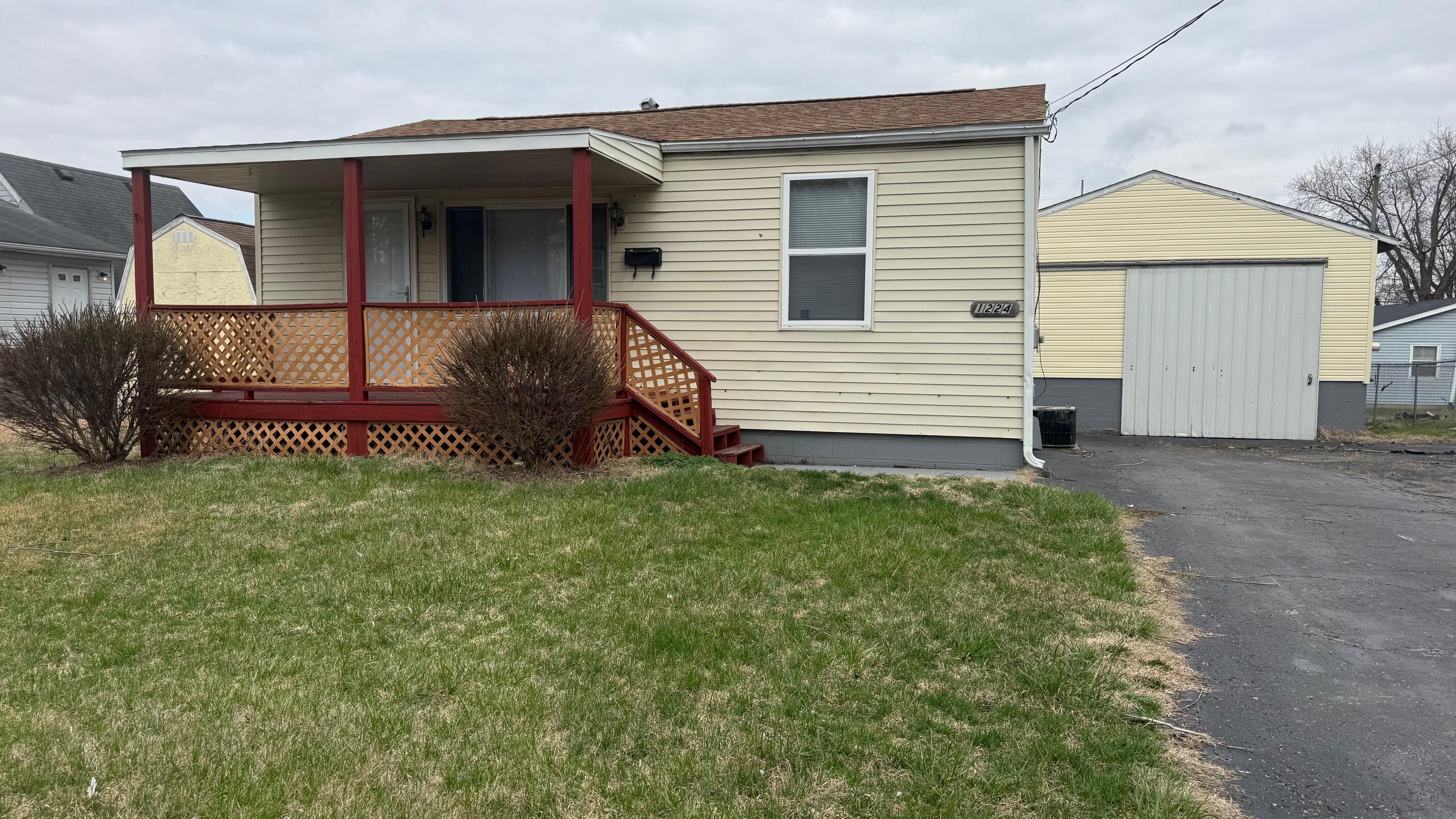 1224 Beverly Avenue Springfield, OH 45504 - Photo 1 of 13 IMG_7474