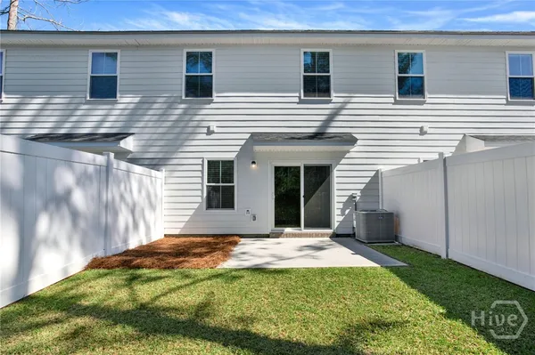 $2,000 | 77 Dorsey Drive, Richmond Hill, GA 31324