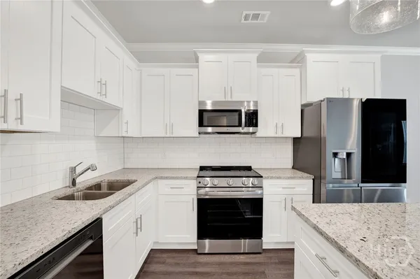 $2,000 | 77 Dorsey Drive, Richmond Hill, GA 31324