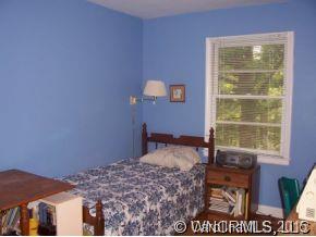 51 Glengarnock Road Tryon, NC 28782 - Photo 5 of 12 Gallery Image 5