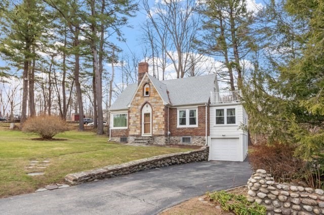 164 West Main Street Dudley, MA 01571 - Photo 2 of 36