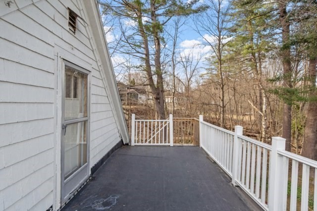 164 West Main Street Dudley, MA 01571 - Photo 33 of 36