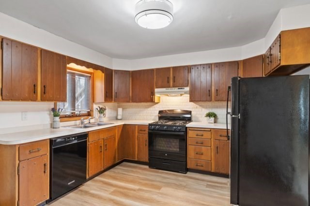 164 West Main Street Dudley, MA 01571 - Photo 9 of 36