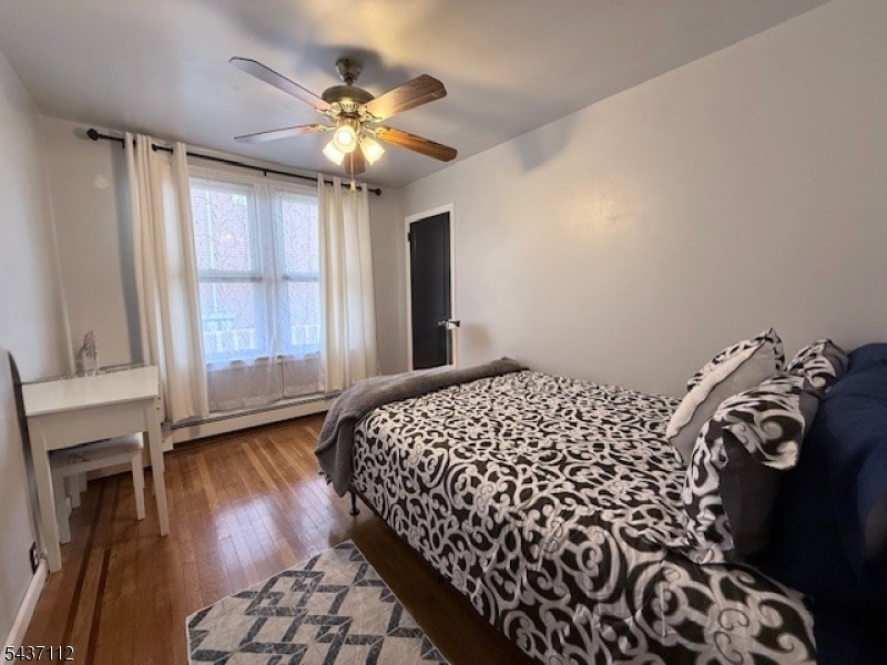 436 Knickerbocker Avenue Paterson, NJ 07503 - Photo 14 of 44