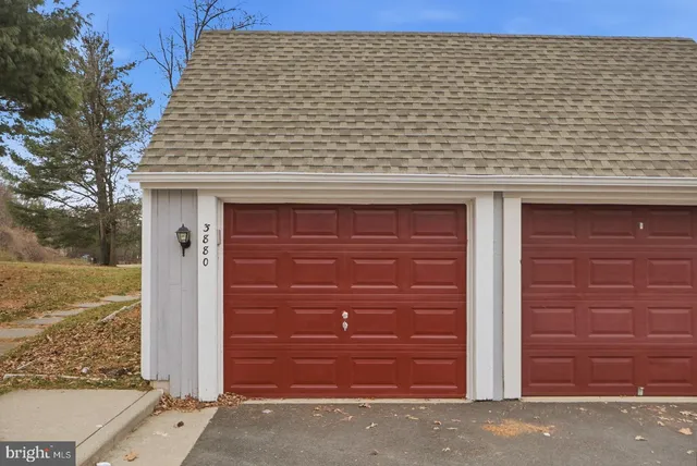 $3,400 | 3880 Alder Woods Court, Fairfax, VA 22033