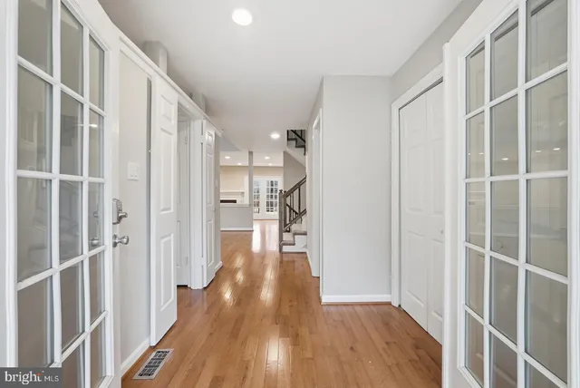 $3,400 | 3880 Alder Woods Court, Fairfax, VA 22033