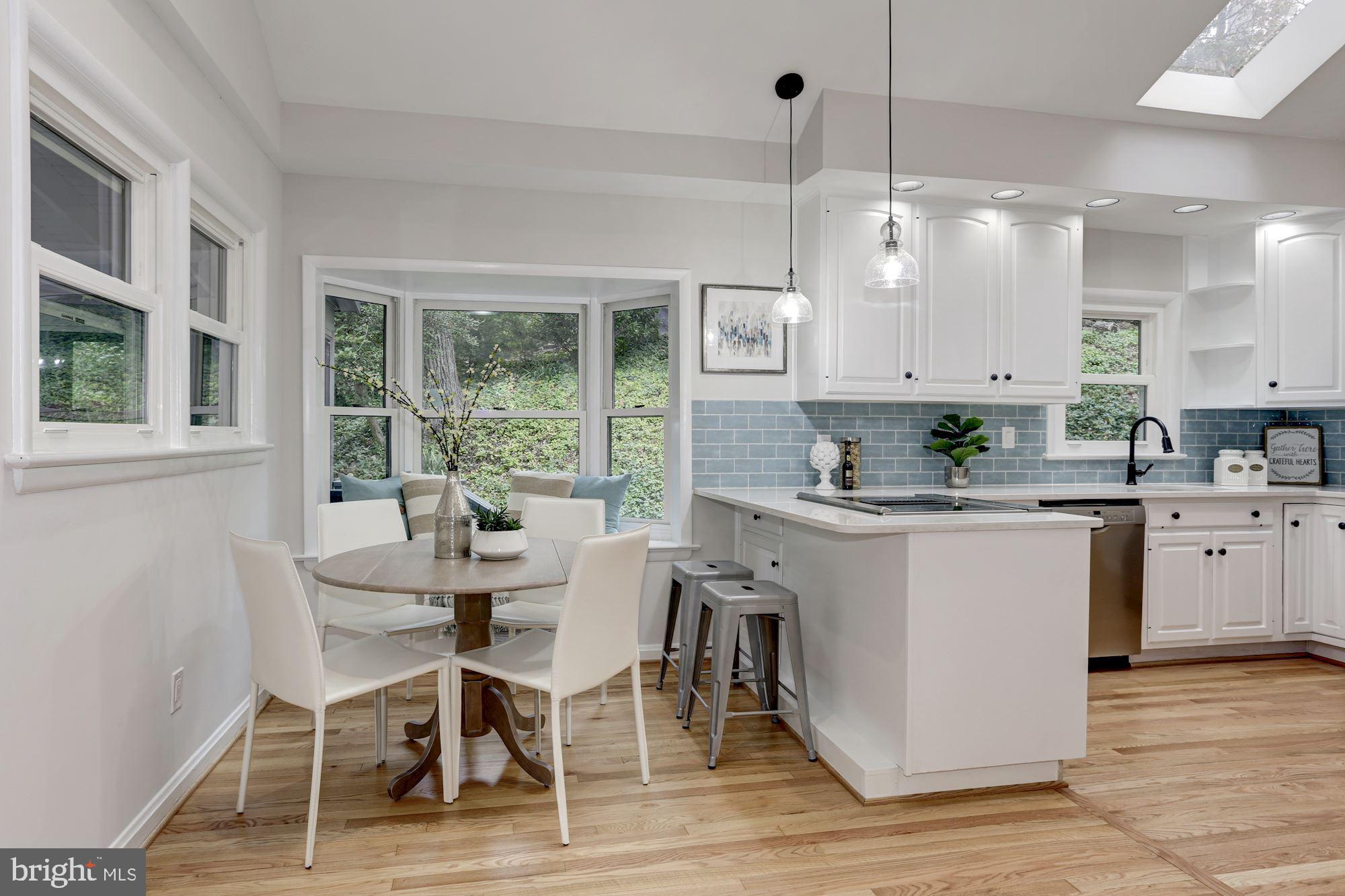 2357 South Arlington Ridge Road Arlington, VA 22202 - Photo 12 of 61