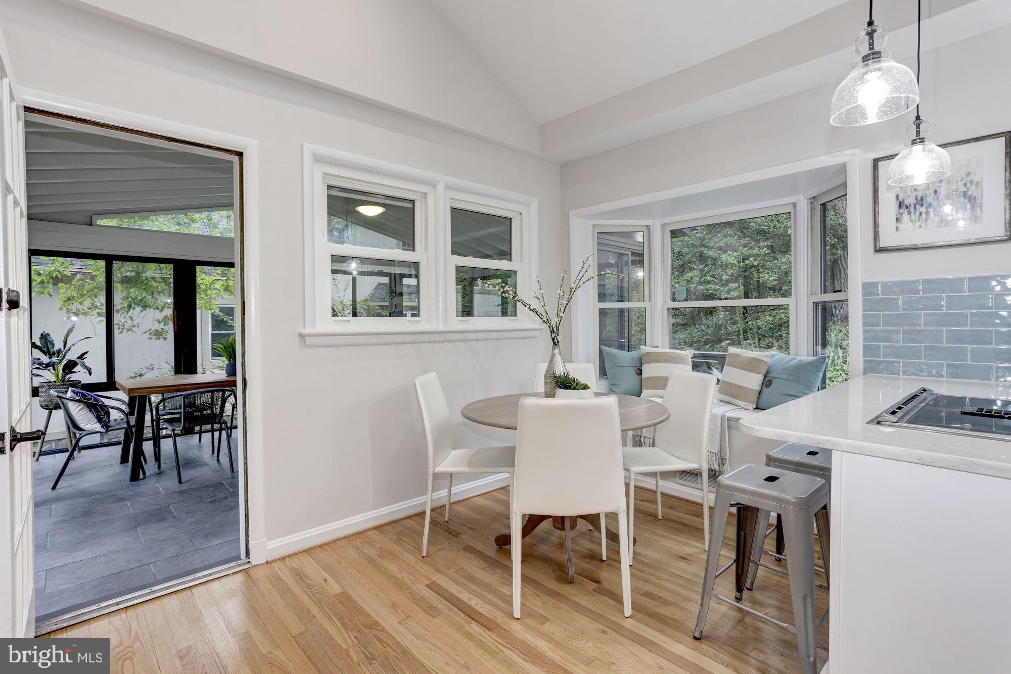 2357 South Arlington Ridge Road Arlington, VA 22202 - Photo 15 of 61
